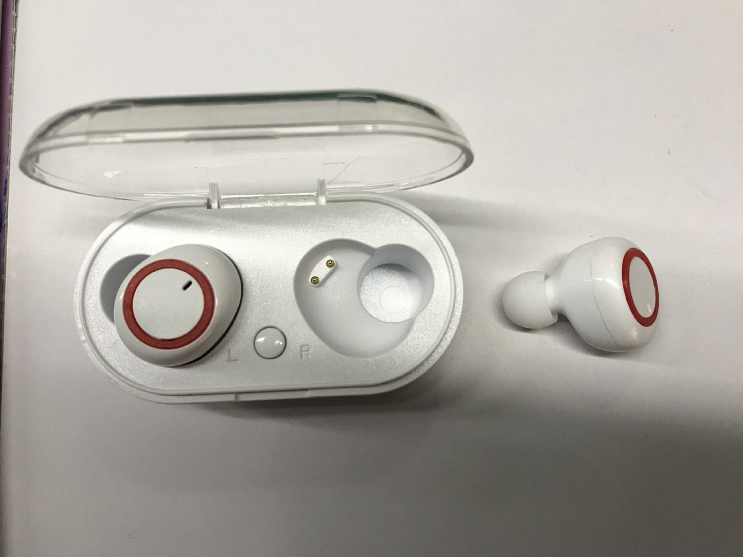 In-ear sports headphones - NOMAN STORE LLC