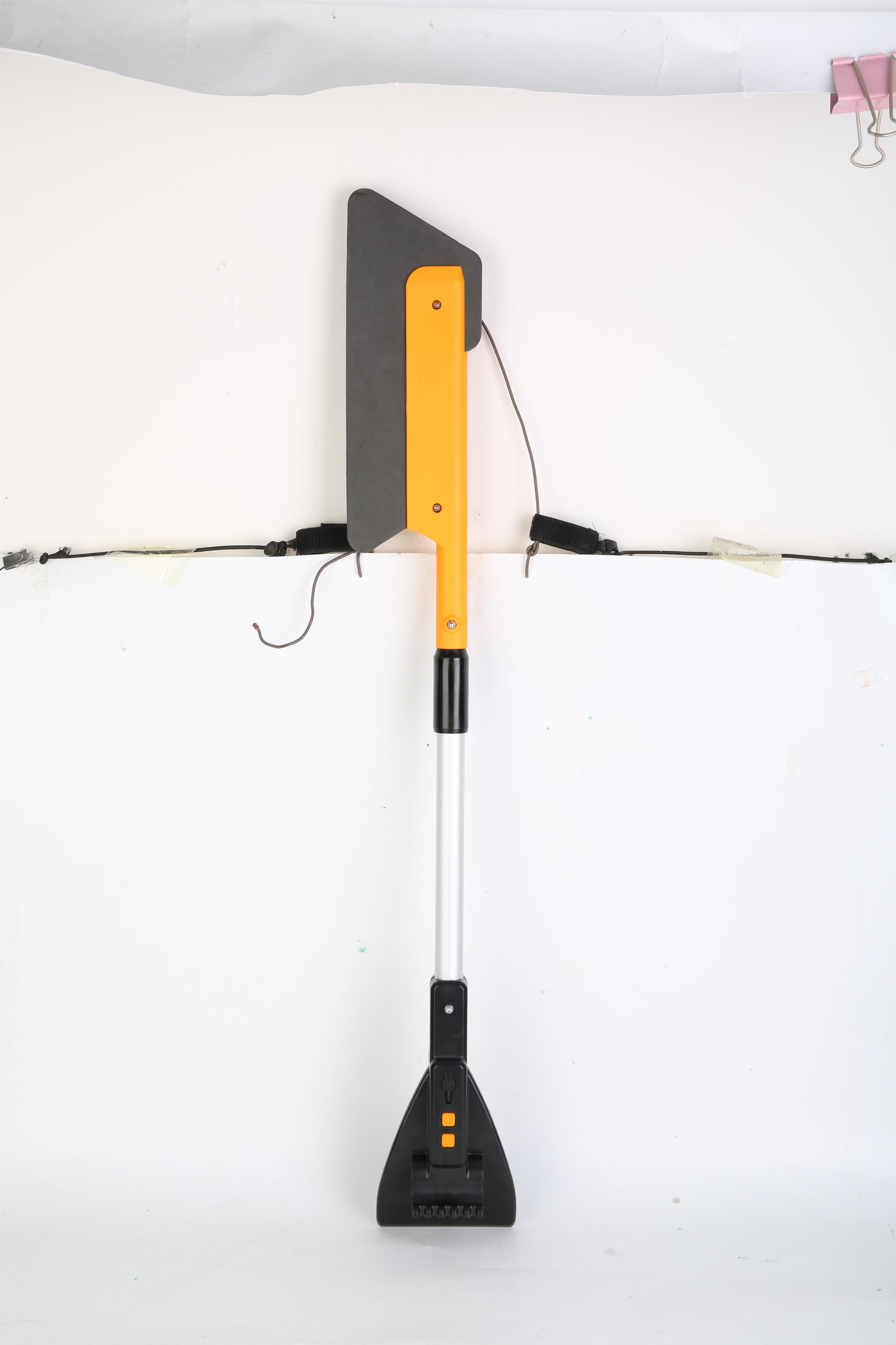 1Pc 3 In 1 Car Snow Removal Shovel With Lights Car Snow Removal Tool Telescopic Windshield Ice Scraper Snow Brush Shovel - Noman Store LLC