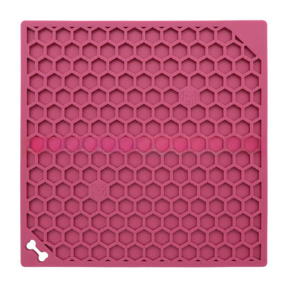 SLOW MEAL MAT — for pets that finish in ten seconds